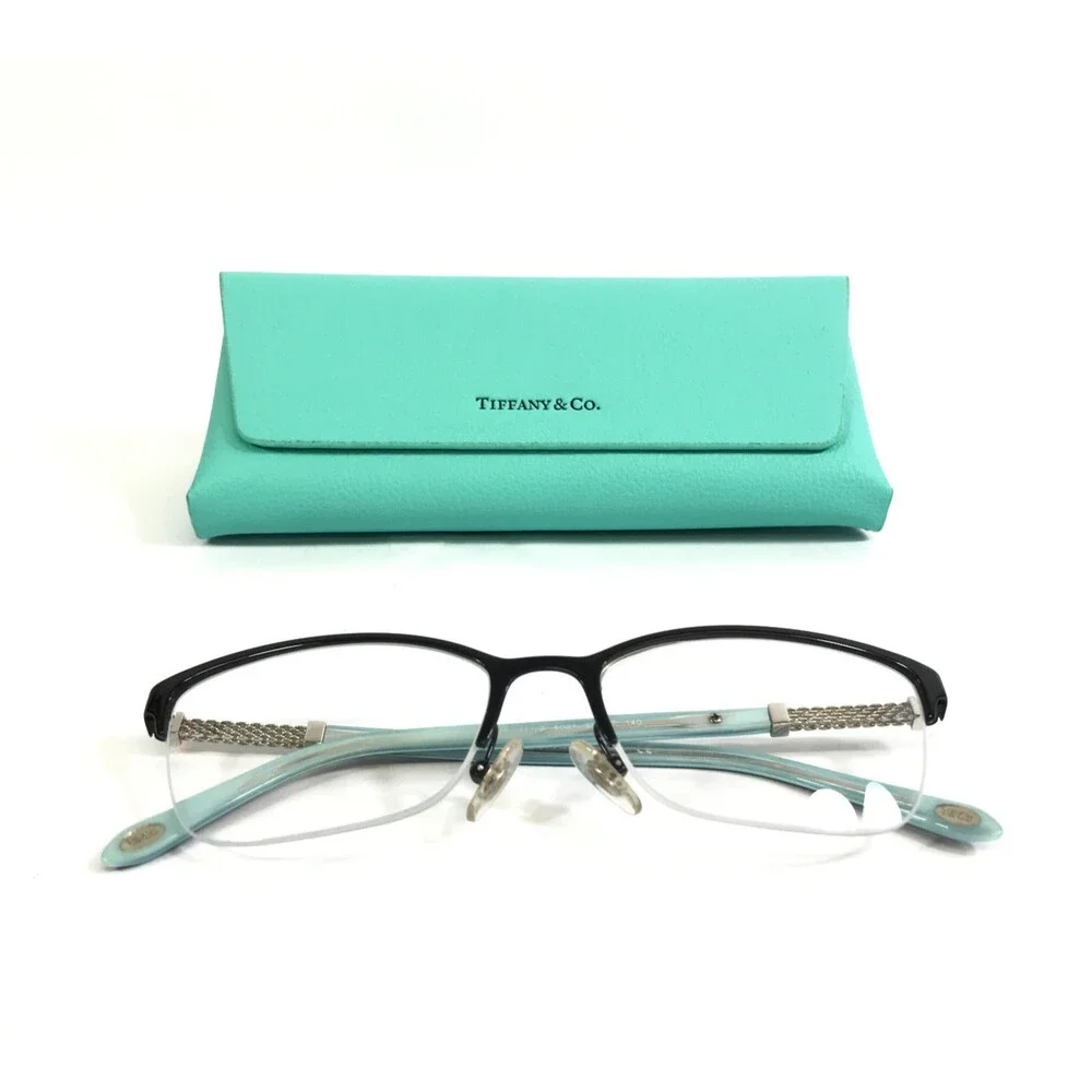 Tiffany & Co. clear demo